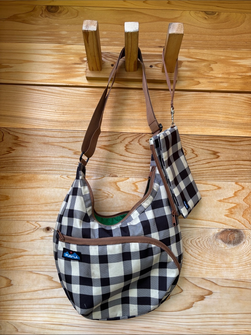 KAVU Singapore Satchel Crossbody Bag & Wallet Set Buffalo Check Plaid